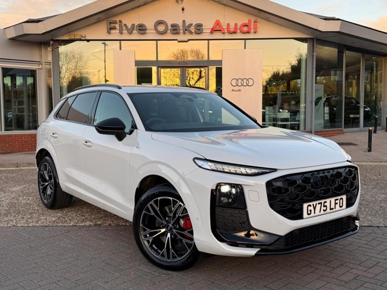  Audi Q3 2.0 TFSI Launch Edition Plus Sportback 5dr Petrol S Tronic quattro Euro 6 ( Petrol Autom...