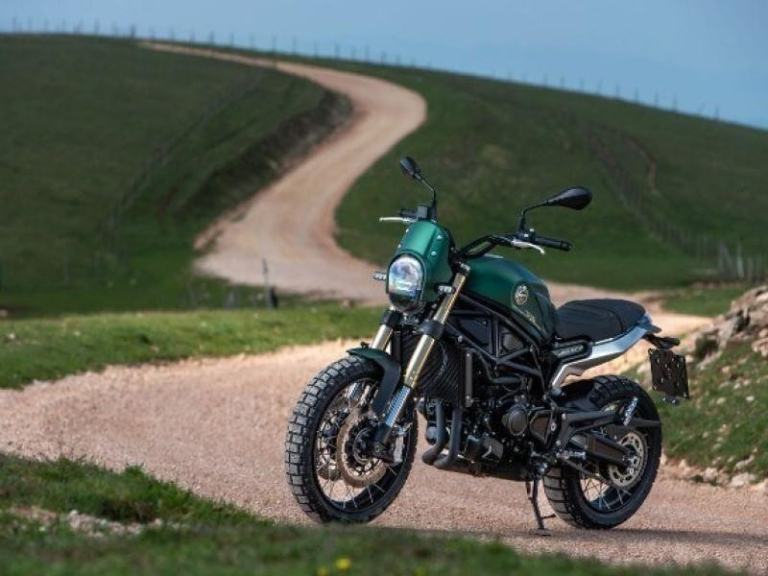 Benelli Leoncino 800 Trail Retro Bike Motorcycle Naked
