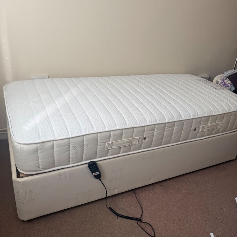 Electric Adjustable Bed with Mattress – Never Used – £300