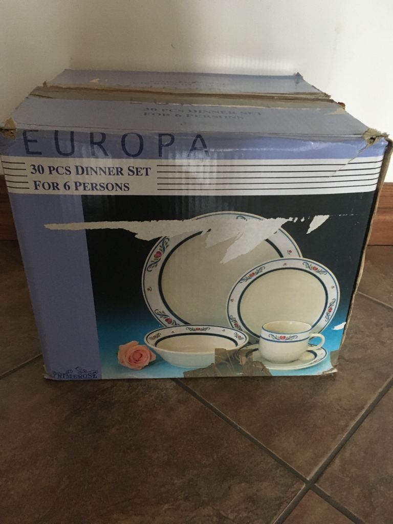 New boxed dinner set