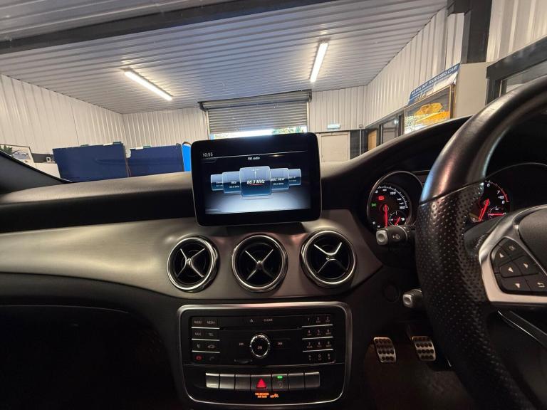 2017 Mercedes-Benz GLA 1.6 GLA200 AMG Line Euro 6 (s/s) 5dr ESTATE Petrol Manual