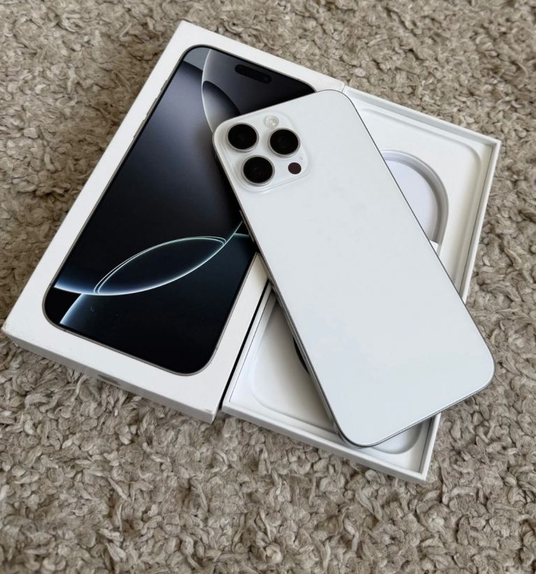 Boxed iPhone 16 Pro Max 256gb unlocked like new 
