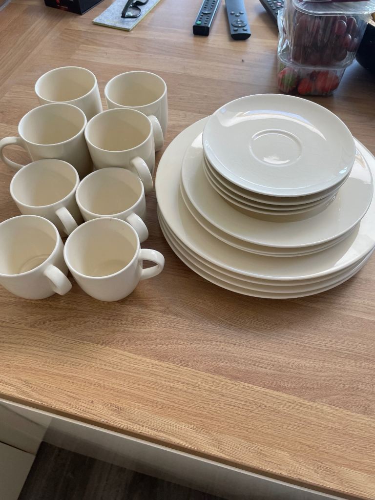 M&S crockery set 