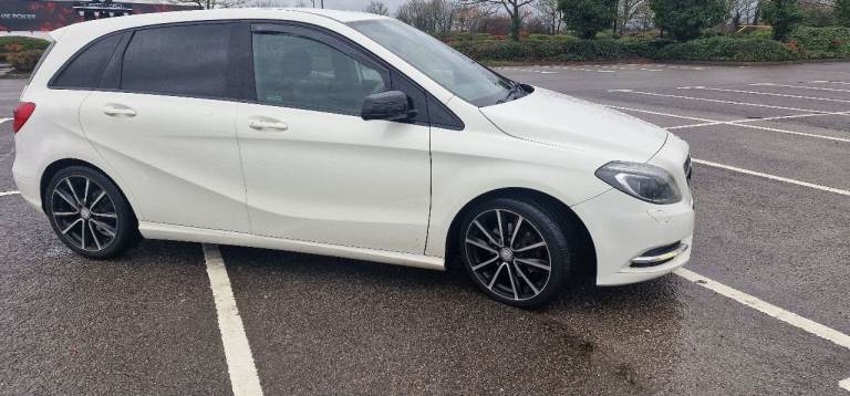 Mercedes-Benz, B180cdi