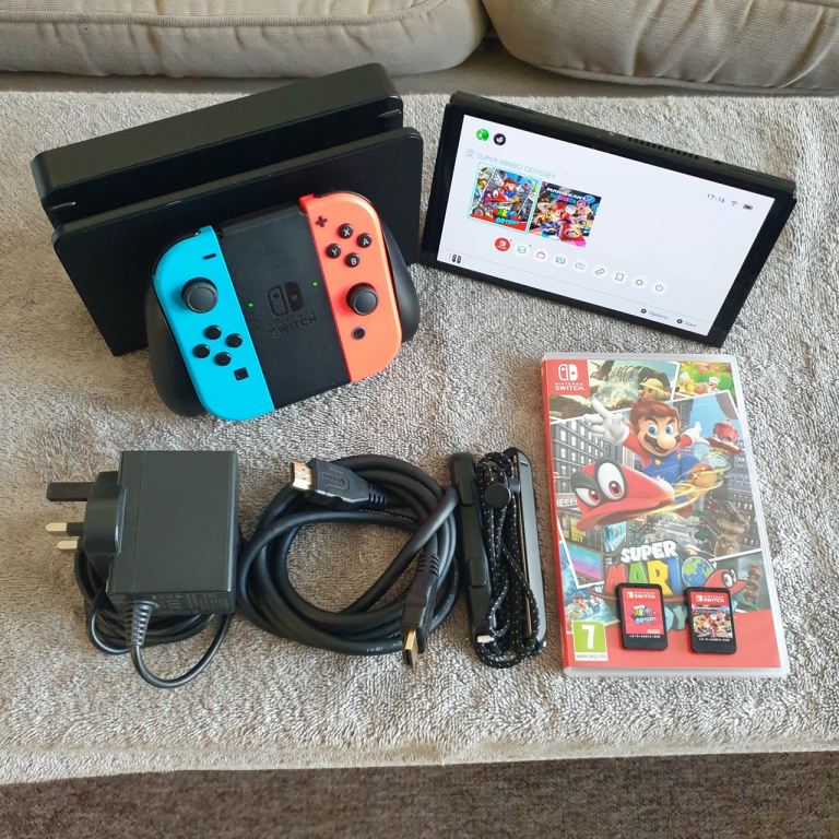 Nintendo OLED Switch - Games, Accessories, Excellent Condition