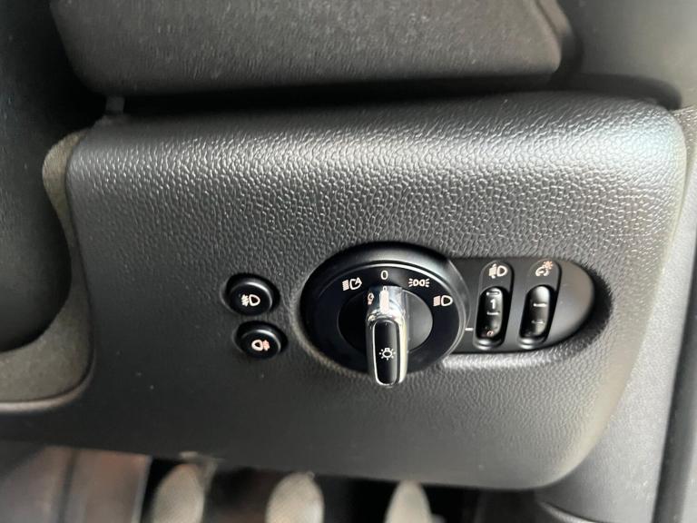 2014 MINI Hatch 1.5 Cooper D 3dr HATCHBACK Diesel Manual