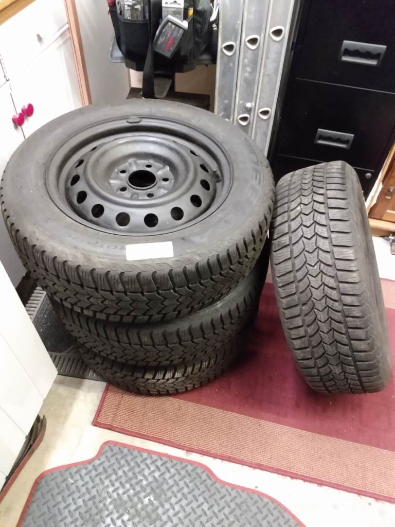 Steel Wheels with Winter Tyres for Mazda CX3