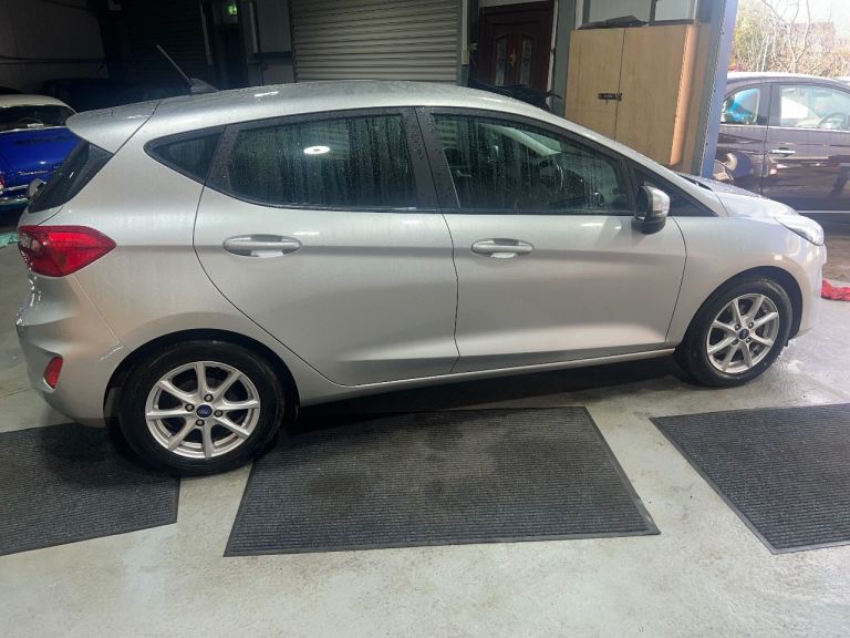 1 former keeper 2019 69 reg Ford Fiesta 1.0 petrol hi Mileage full service history ex we car £2795