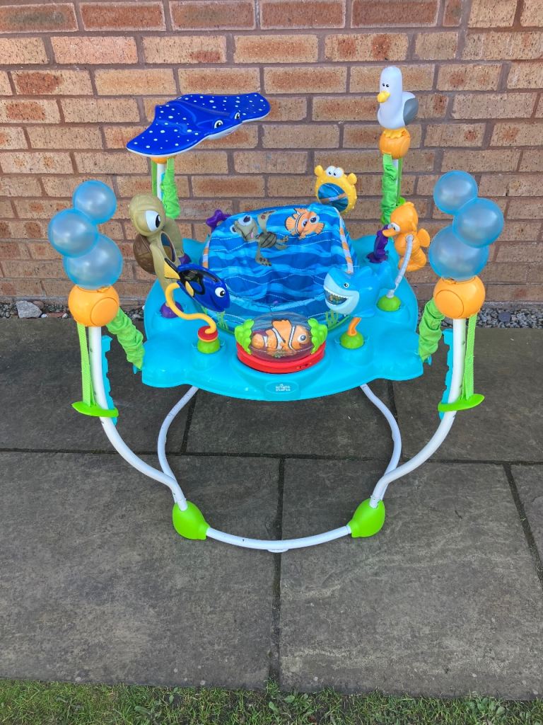 Finding Nemo baby bouncer