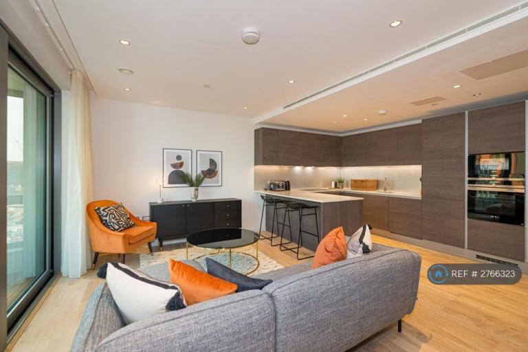 3 bedroom flat in Camley Street, London, N1C (3 bed) (#2766323)