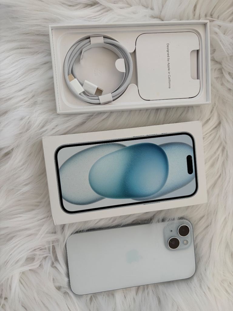 iPhone 15 256GB as new in box unlocked 