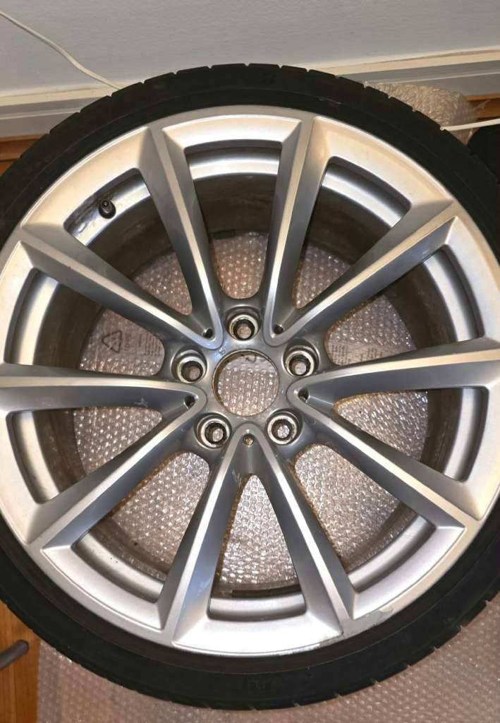 BMW Z4 E89 19” Alloy Wheels with Tyres – Set of 4