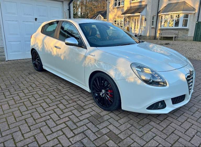 Alfa Romeo Giulietta Sportiva 1.4 multi-air 185bhp