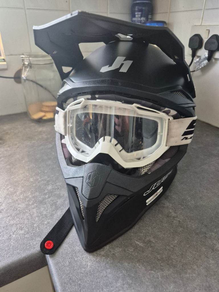 Motocross Helmet + Goggles **ROAD LEGAL**