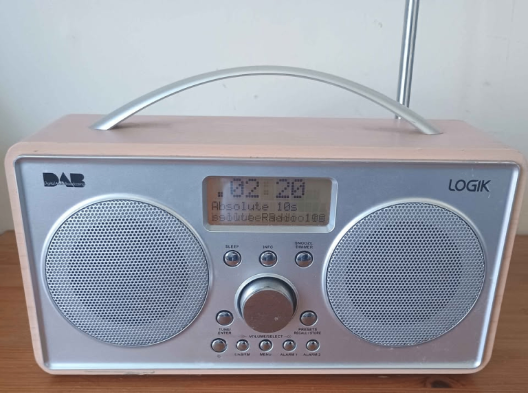 Logik L55DAB15 Portable DAB+/FM Clock Radio **NO OFFERS**