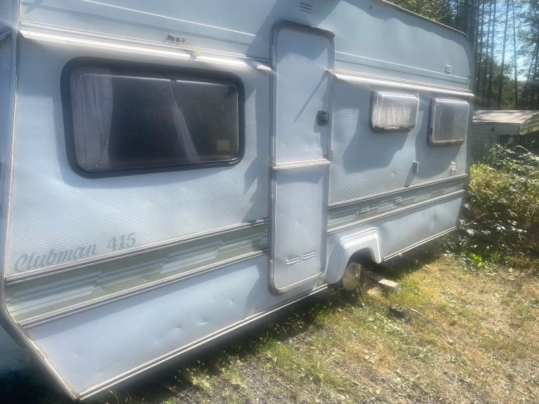 Touring caravan 