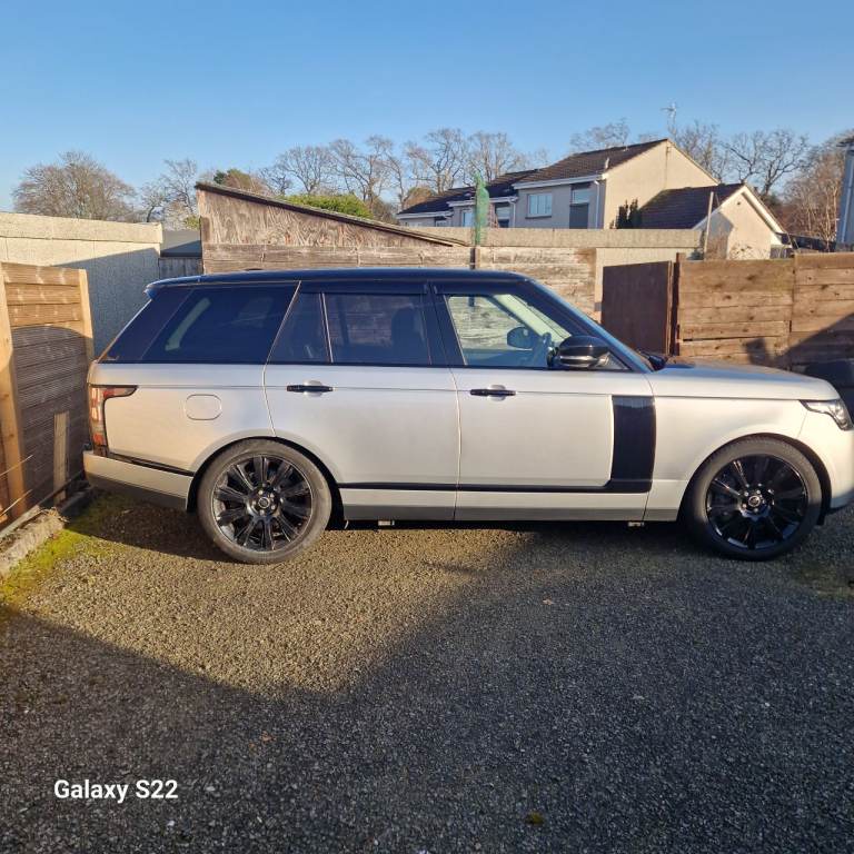 Range rover vogue comes with private reg SERVICE HISTORY BELTS DONE   2013,, 2993 (cc)