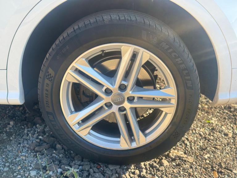 2019 Audi Q5 45 TFSI Quattro S Line 5dr S Tronic ESTATE PETROL Automatic