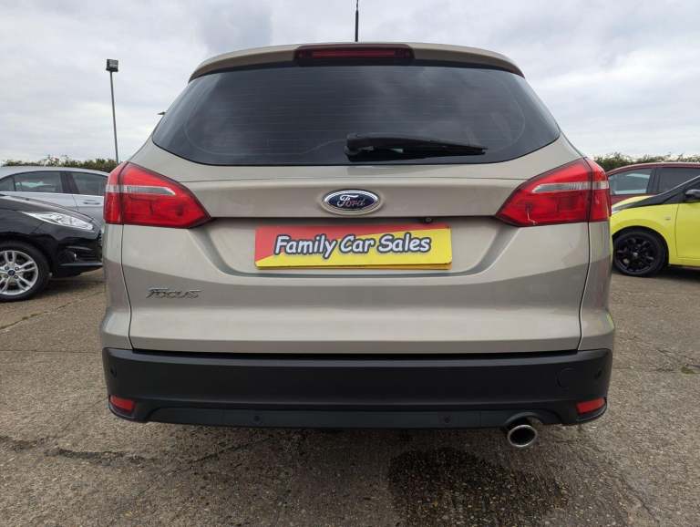 FORD FOCUS 2.0 TITANIUM X FULL SERVICE HISTORY NEW CAMBELT KIT LOVELY CONDITION