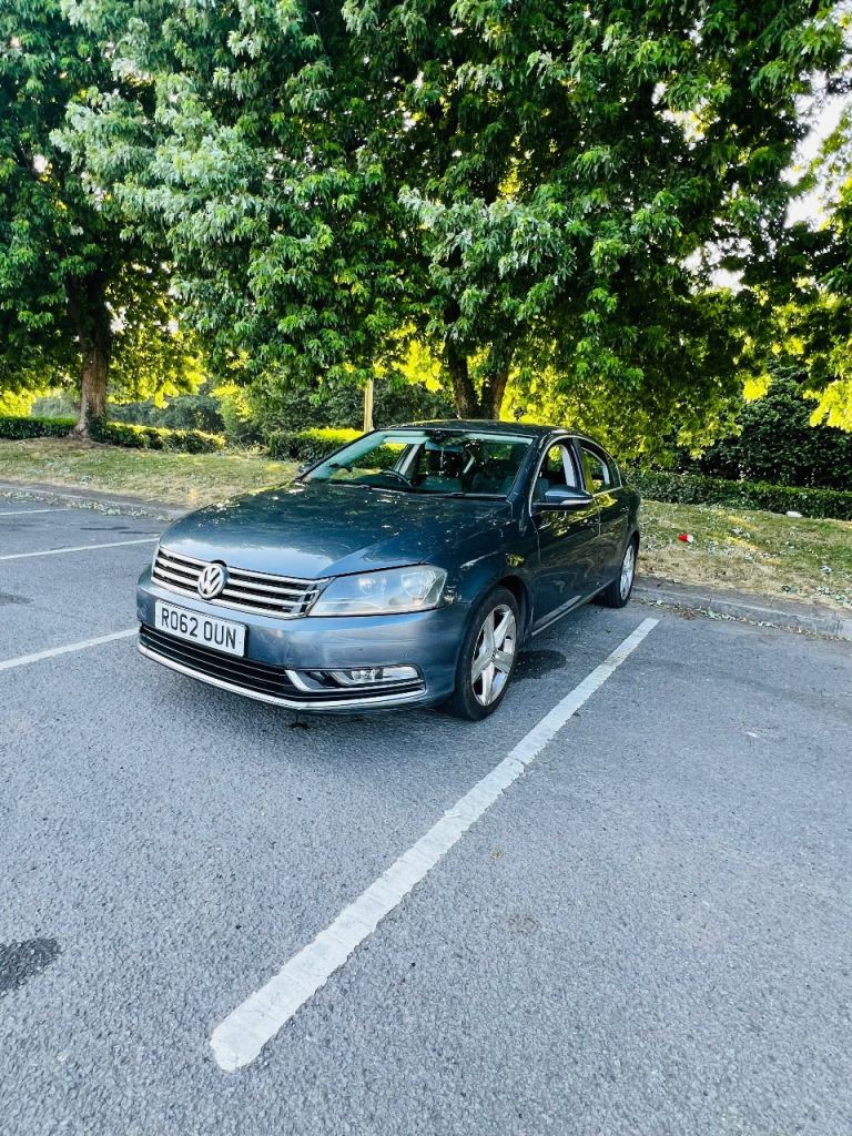 Volkswagen, PASSAT, Saloon, 2012, Manual, 1968 (cc), 4 doors
