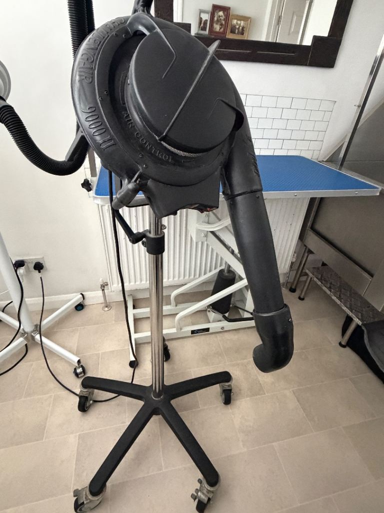 Double K 9000 ii Stand Finishing Dryer