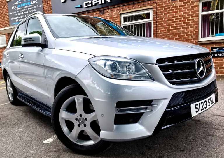 2014 Mercedes-Benz M Class 3.0 ML350 AMG Sport Bluetec Auto 4WD 5dr- £2,485 extras- Detachable To...