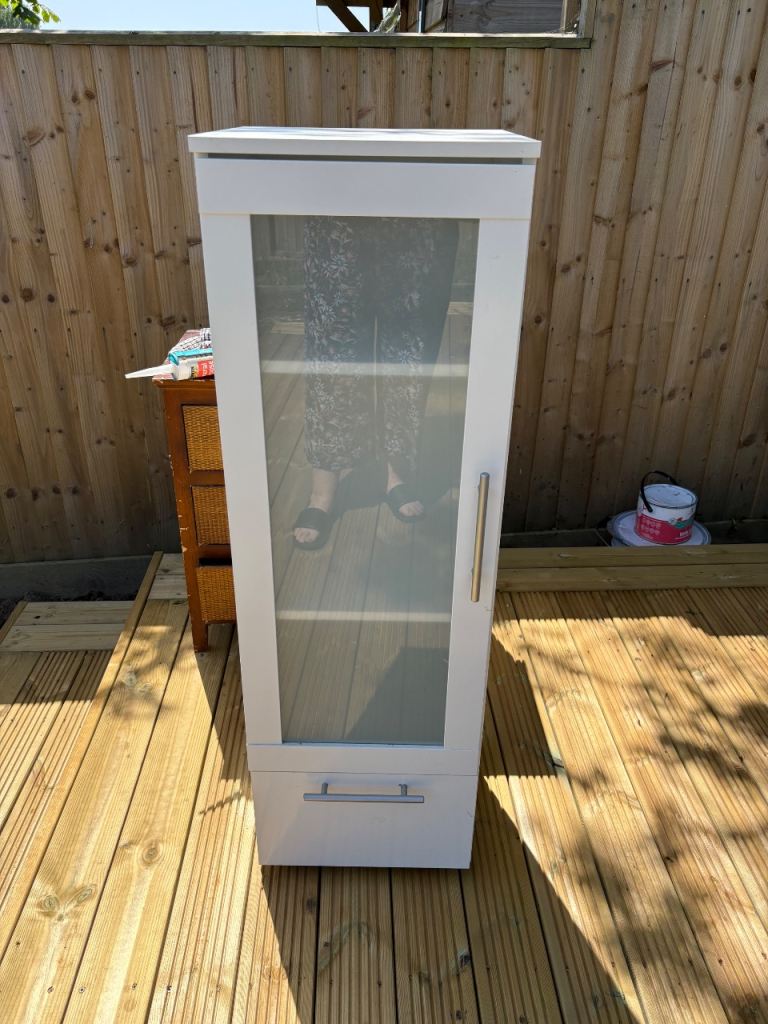 White bathroom cupboard