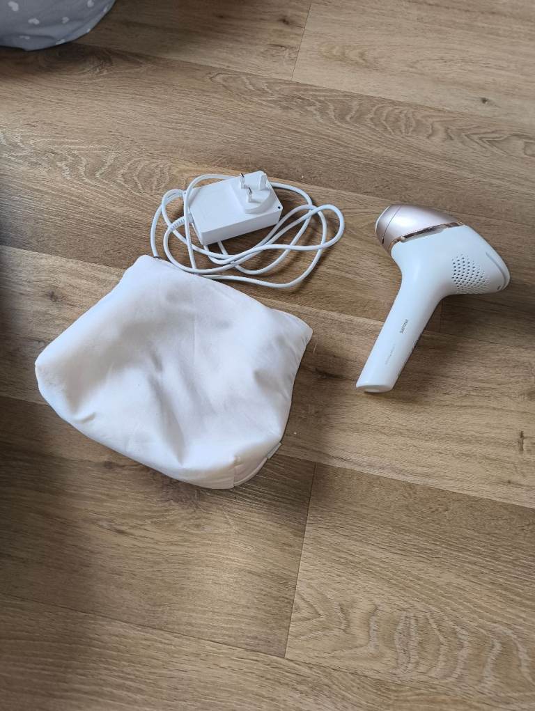 ✨ Philips Lumea Prestige BRI956 IPL Hair Removal Device | Pouch & Charger Included