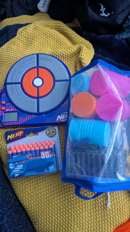 NERF 128 BULLETS TARGET & CANS