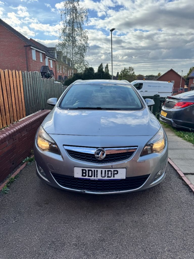 Vauxhall, ASTRA, Estate, 2011, Manual, 1598 (cc), 5 doors