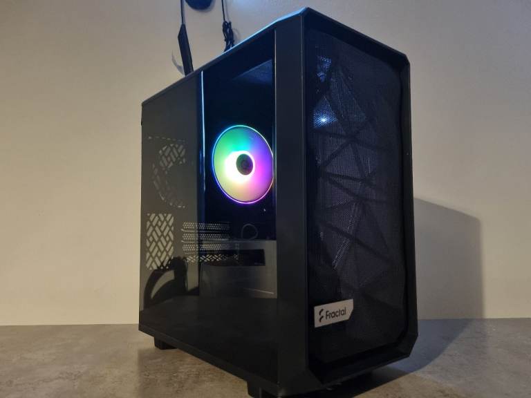 DDR5 custom WORKSTATION / Gaming PC i7 13700k ssd 1TB 32GB RAM windows 11 DESKTOP COMPUTER