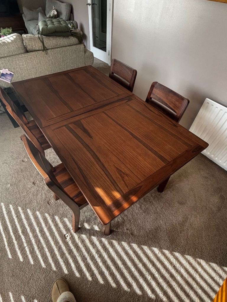 Dining table and four chairs 
