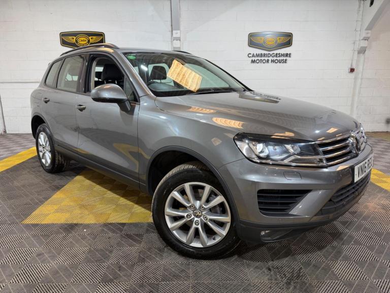  Volkswagen Touareg 3.0 TDI V6 BlueMotion Tech Escape Tiptronic 4WD Euro 6 (s/s) 5dr Diesel Autom...