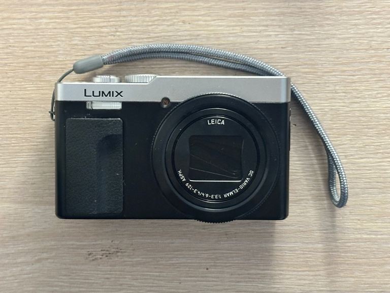 Panasonic Lumix TZ99 Compact Digital Camera (Silver) – Like New – Boxed + 64GB SD + Travel Case