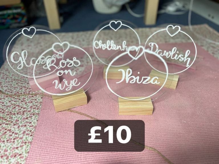 Perspex table settings x5