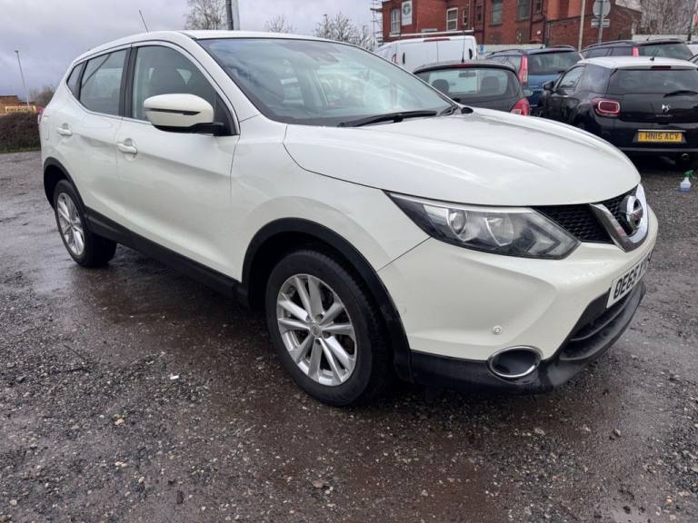 2016 Nissan Qashqai 1.2 DIG-T Acenta SUV 5dr Petrol Manual 2WD Euro 6 (s/s) (115 ps) HATCHBACK Pe...