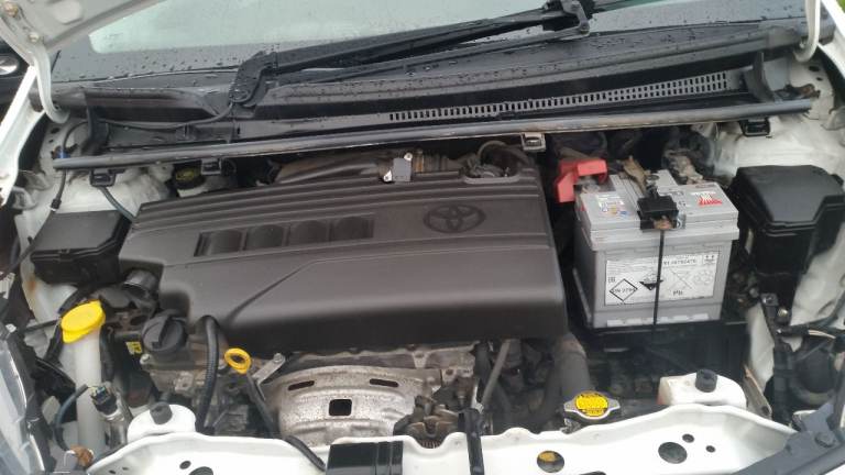 *!*FULL HISTORY*!* 2015 TOYOTA YARIS 1.3 ICON **£35 ROAD TAX** **MOT TO 5 OCT 26** *ONE LADY OWNER*