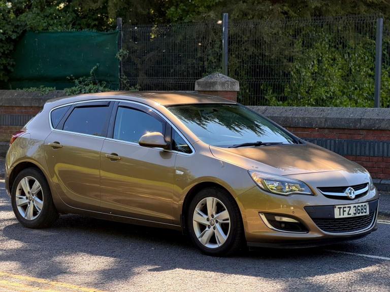 Vauxhall Astra 2.0Diesel (Automatic) 162BHP  123K Miles 10 Months Mot 2014 Model