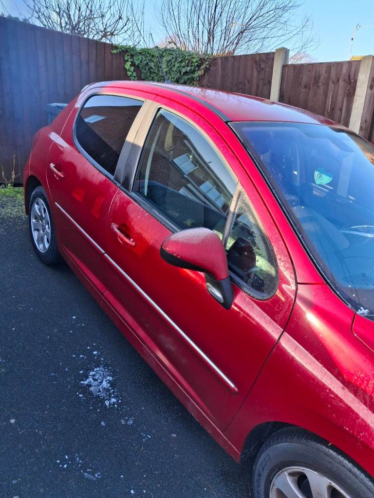 Peugeot, 207, Hatchback, 2010, Manual, 1560 (cc), 5 doors