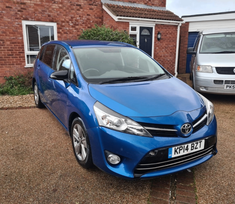* 7 SEATER * 2014 TOYOTA VERSO 1.6 D-4D TREND MPV 6 SPEED MANUAL DIESEL 7 SEAT * £35 ROAD TAX *