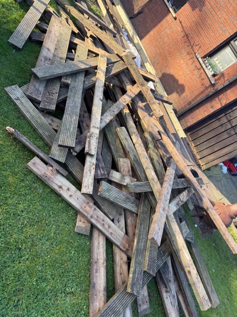 Scrap wood / fire wood