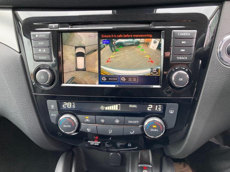 2019 Nissan Qashqai 1.3 DiG-T N-Connecta 5dr HATCHBACK PETROL Manual