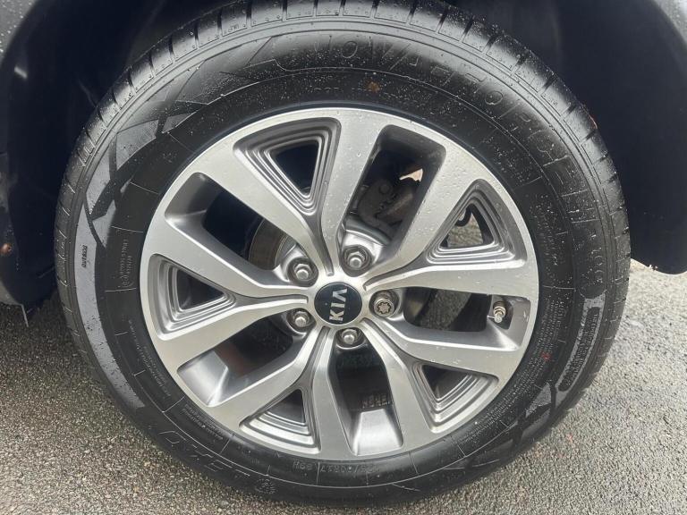 KIA SPORTAGE 1.7 CRDi EcoDynamics 2 2WD Euro 5 (s/s) 5dr 2015