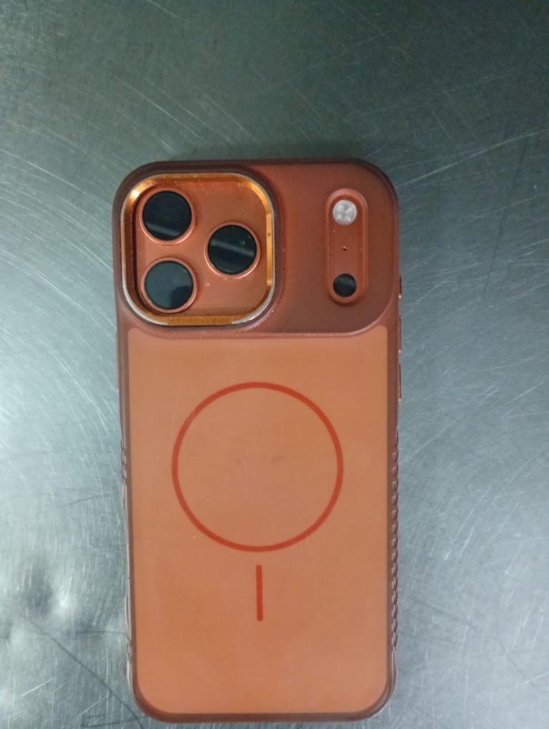 IPHONE 17 Max