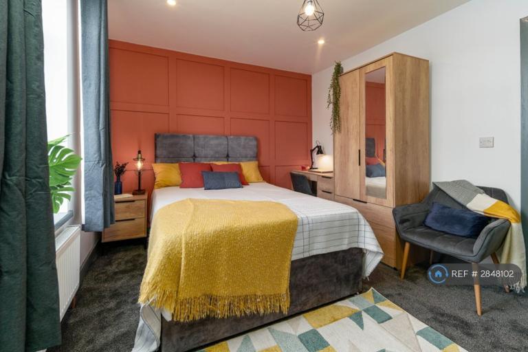 1 bedroom in Station Road, Manchester, M27 (#2848102)