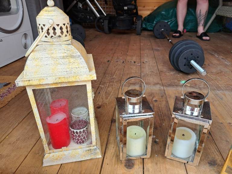 Set of 3 Decorative Lanterns with Candles – Good Condition