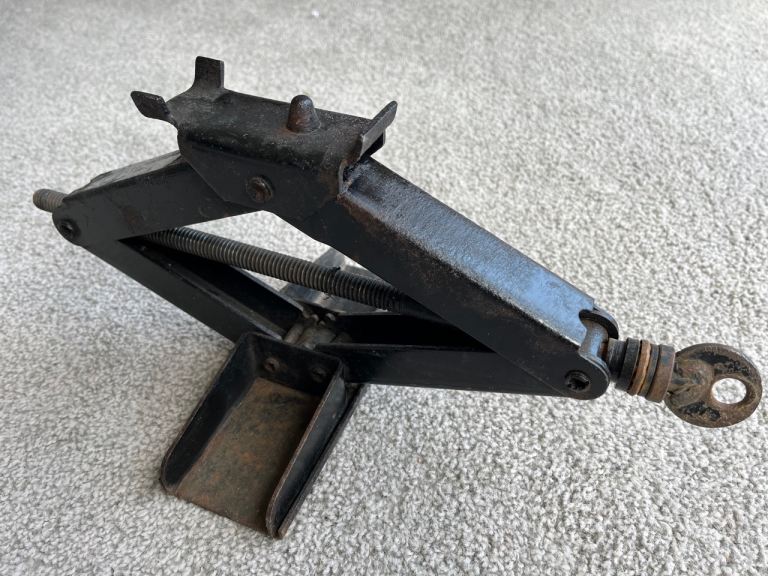 Scissor Car Jack