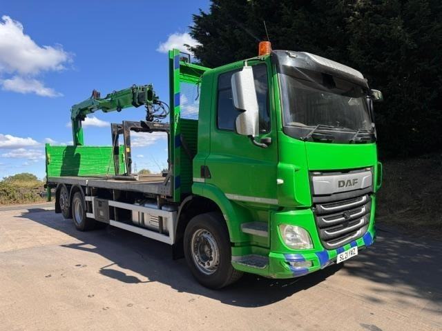 2021 21 DAF CF 320 E6 6x2 23ft flat Hiab 158 remote crane block & grab PSS