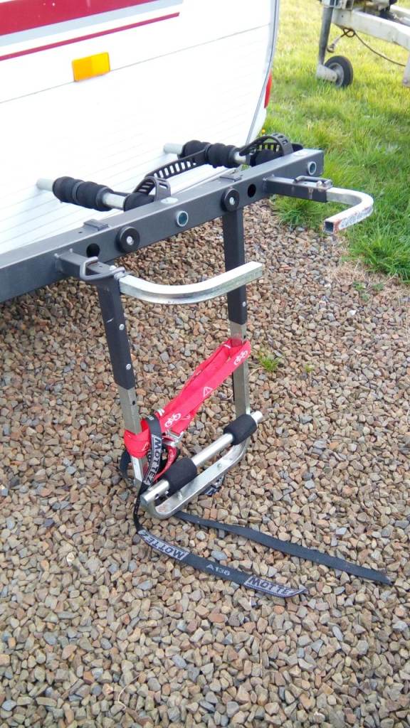 3 bike carrier fits on spare wheel.