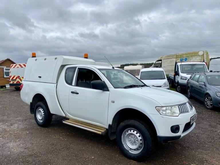 2012 Mitsubishi L200 Di-D 4wheel drive Club Cab Pick up 12MTH MOT 